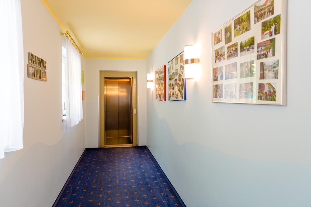 1A Hotel Steiner ยูเดนบวร์ก ภายนอก รูปภาพ